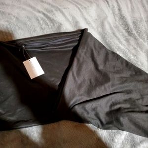 Beyond Yoga pocket infinity scarf